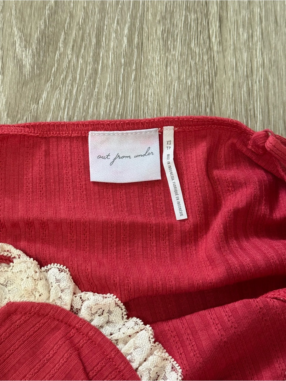 Out From Under Red Lace Heart Cami Top XS Coquette - Picture 4 of 5